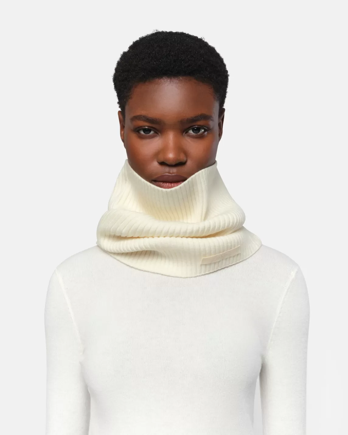 Apparis Albi Neck Warmer Cream Best Sale